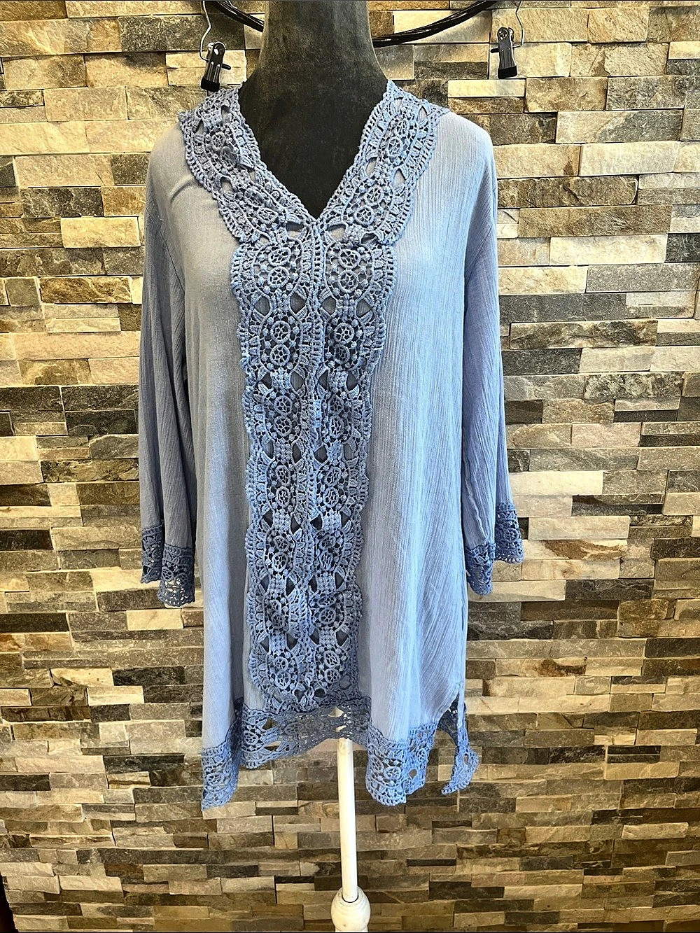 Isaac Mizrahi Lace Trim Tunic in Blue Small